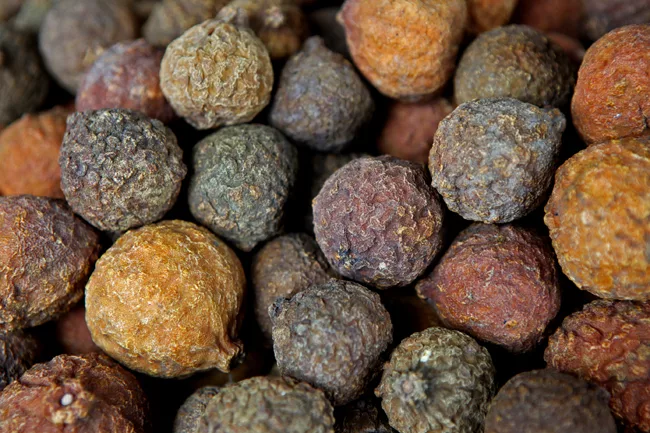 Dried fruit at the <a href='/projects/Building_types_study/adaptive_reuse/2012/Iron-Market.asp' target='_blank'>Iron Market</a> in downtown Port-au-Prince. <em>January 2012</em>.