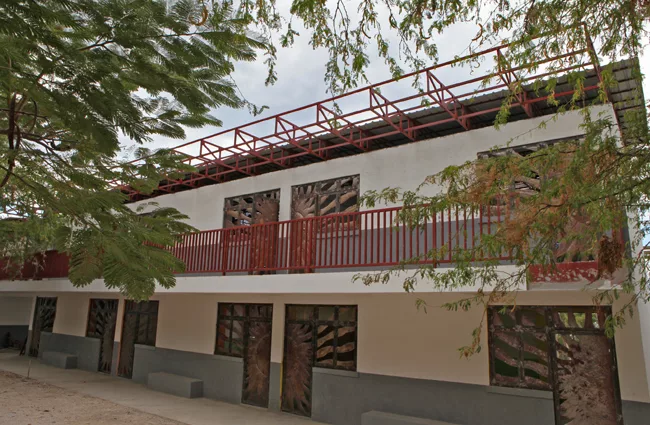 College Mixte Le Bon Berger by Architecture for Humanity