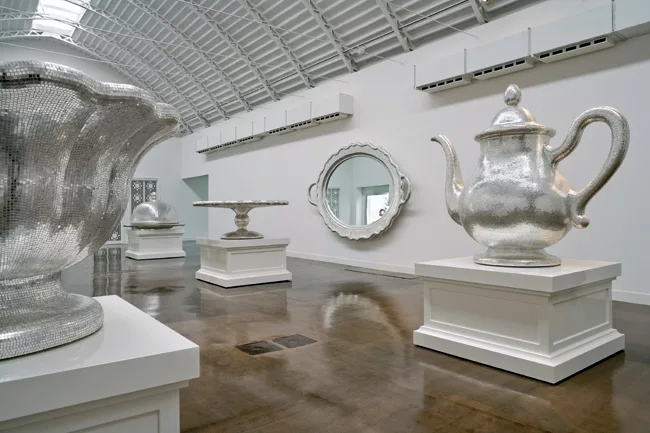 Quick Take: A Touch of Glass