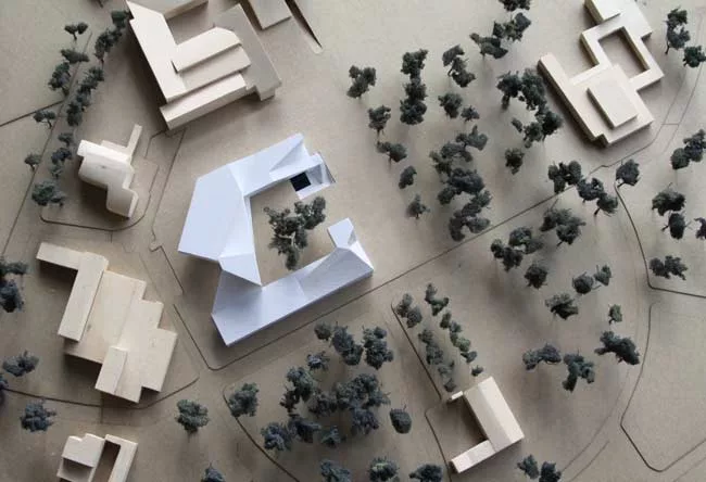 Steven Holl Architects has unveiled its preliminary concept design for a new Doctorate's Building at the National University of Colombia in Bogot'. The architects say the 70,000-square-foot, two-story