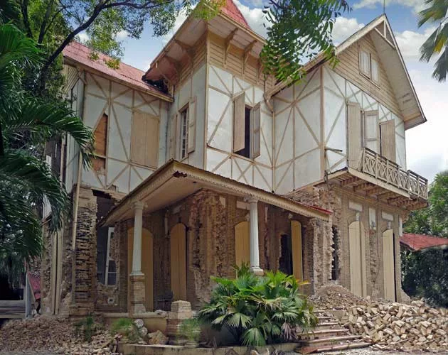 Haiti's famous gingerbread houses endured the January 2010 earthquake relatively well. While they did suffer some damage, researchers estimate that only 5 percent of these historic dwellings partially