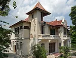 Haiti's famous gingerbread houses endured the January 2010 earthquake relatively well. While they did suffer some damage, researchers estimate that only 5 percent of these historic dwellings partially