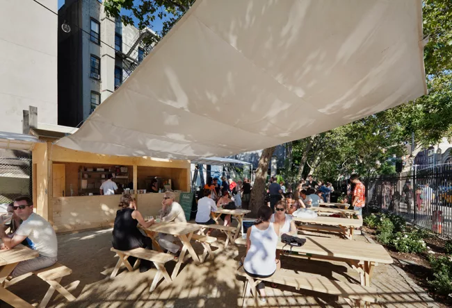 Caf' structure and outdoor seating
