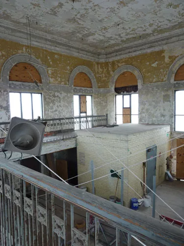 Chicago Opens Its Doors