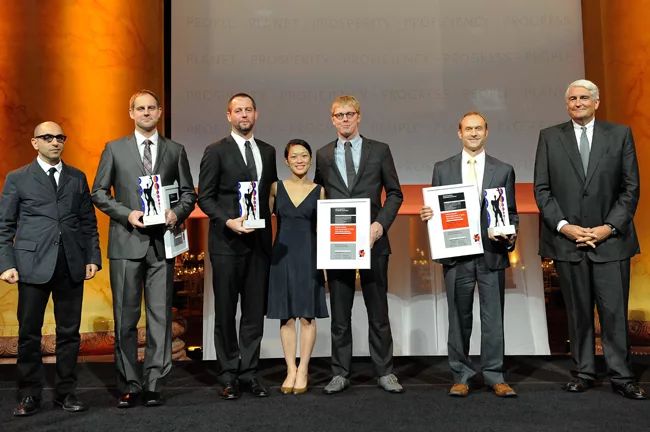 <strong>'Next Generation' Prize Winners:</strong> Rensselaer Polytechnic Institute Team ($25,000); Rhode Island School of Design Team ($15,000); University of Toronto Team ($10,000)