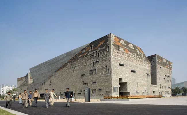 Chinese Architect Wang Shu Wins the Pritzker Prize