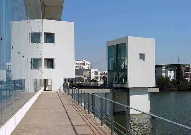 Chinese Architect Wang Shu Wins the Pritzker Prize