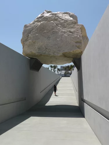 <p>Michael Heizer, <em>Levitated Mass</em>, 2012</p><p>Los Angeles County Museum of Art</p>