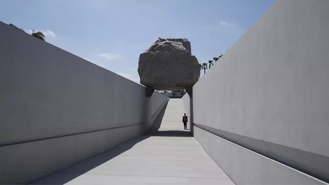 <p>Michael Heizer, <em>Levitated Mass</em>, 2012</p><p>Los Angeles County Museum of Art</p>