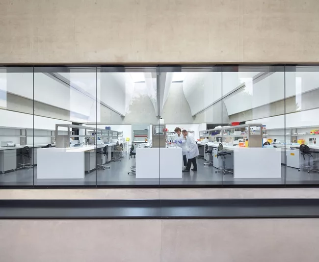 <strong>Sainsbury Laboratory</strong><br /> Cambridge<br />  <br /> Architect: Stanton Williams<br /> Client: University of Cambridge<br /> Structural engineer: Adams Kara Taylor<br /> Services e
