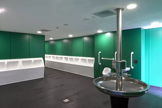 <strong>London Olympic Stadium </strong><br /> London<br />  <br /> Architect: Populous<br /> Client: Olympic Delivery Authority<br /> Structural engineer: Buro Happold<br /> Services engineer: B