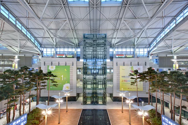 Incheon International Airport Passenger Terminal, Seoul, designed by Fentress Architects.
