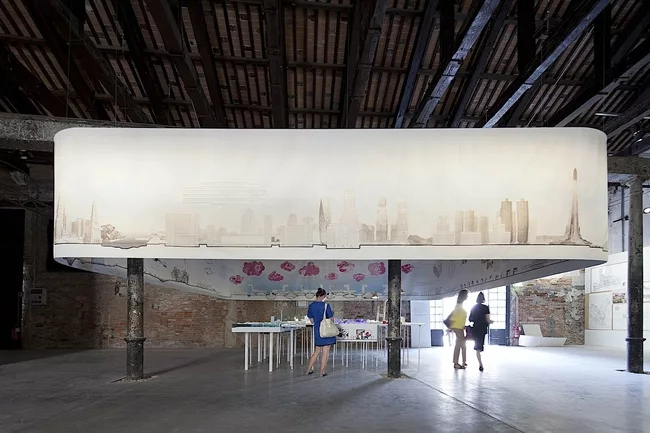 <p><strong>Team Chicago: City Works Installation (David Brown, Alexander Eisenschmidt, Jeanne Gang, Stanley Tigerman, URBNALAB)</strong><br /> <em>Common Ground</em> exhibition curated by David Chippe
