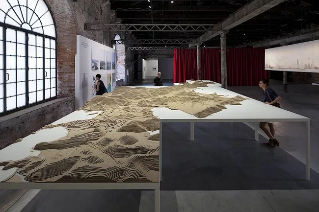 <strong>Installation by SANAA</strong><br /> <em>Common Ground</em> exhibition curated by David Chipperfield