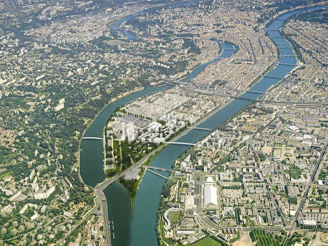 Herzog &amp; de Meuron, working with the landscape design firm MDP Michel Desvigne Paysagiste, conceived the master plan for the district’s second phase, finalized in 2009. Launched mid-2011, it
