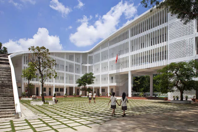 <strong>Best School</strong><br />Vo Trong Nghia Architects<br />Binh Duong School<br />Binh Duong City, Vietnam