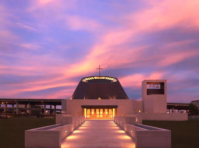 Pelli Clarke Pelli's St. Katharine Drexel Chapel at Xavier University in New Orleans, Louisiana.
