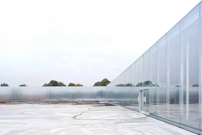 First Look at Louvre Lens