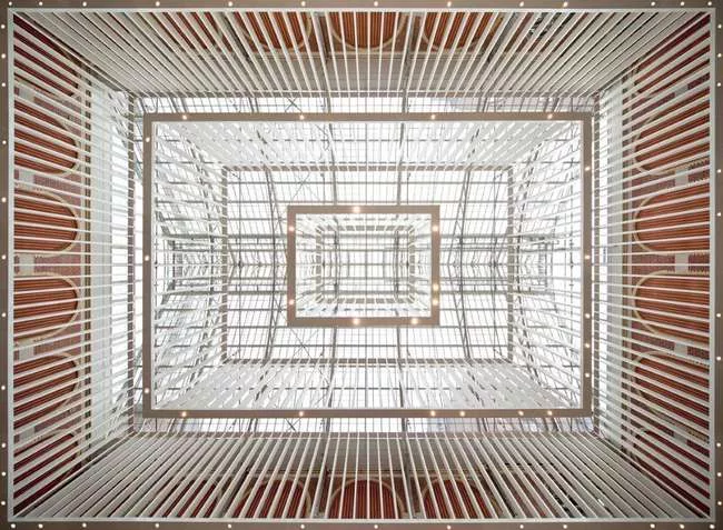 Cruz y Ortiz and Jean-Michel Wilmotte complete a 10-year overhaul of the stern neo-Gothic structure.