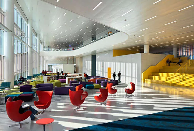 Oslo- and New York City-based firm Snøhetta recently completed the James B. Hunt Jr. Library on North Carolina State University's Raleigh campus. The long rectangular volume provides 221,000 squa