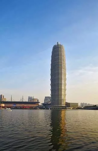 Zhengzhou Greenland Plaza<br />Skidmore, Owings &amp; Merrill (SOM)<br />Zhengzhou, China