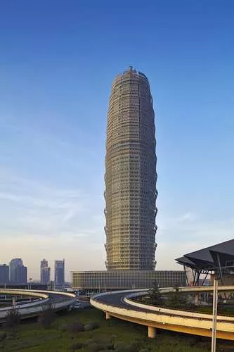 Zhengzhou Greenland Plaza<br />Skidmore, Owings &amp; Merrill (SOM)<br />Zhengzhou, China
