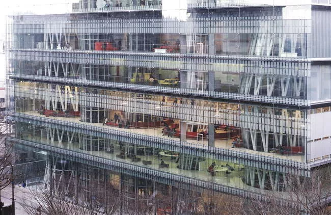 Sendai Mediatheque (1995-2000), Sendai-shi, Miyagi, Japan