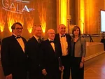 From left: American Architectural Foundation president and CEO Ronald Bogle, Oklahoma City mayor Mick Cornett, Hines founder and chairman Gerald Hines, Bohlin Cywinski Jackson founder Peter Bohlin, <e