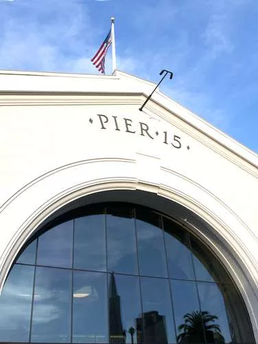 EHDD restored the stucco entrance of the landmarked building at Pier 15, the new home of the Exploratorium.