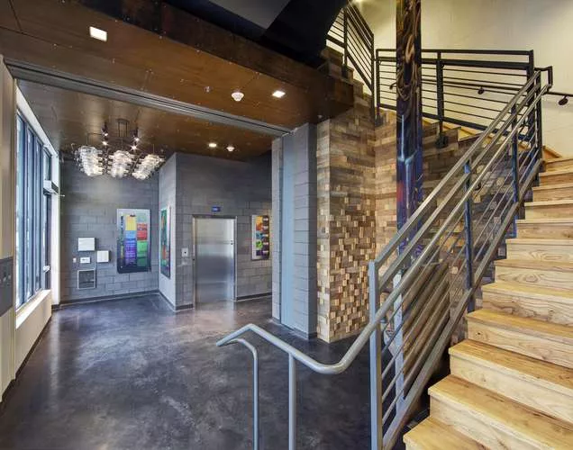 Clock Shadow Building<br />Continuum Architects + Planners<br />Milwaukee, Wisconsin
