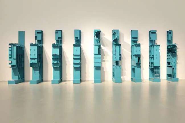 “9 Pieces” by Zhang Jiajing.