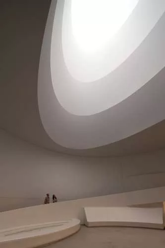 James Turrell, Solomon R. Guggenheim Museum, New York, June 21–September 25, 2013<br /> <em>Aten Reign</em>, 2013<br /> Daylight and LED light, dimensions variable