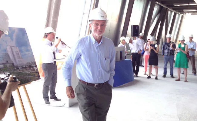 Renzo Piano visits the project site. Whitney Museum director Adam Weinberg speaks in the background.