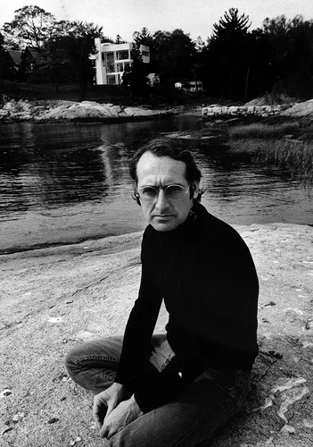 Meier at the Smith House in Darien, Connecticut, in 1967.