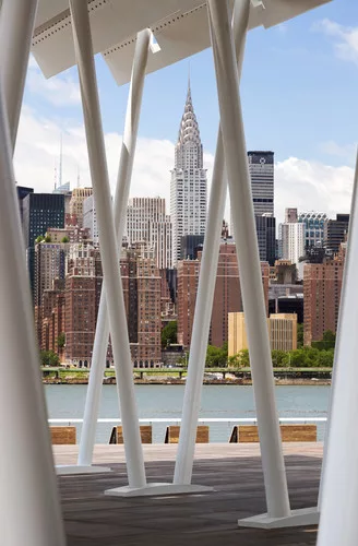 <p>Hunter's Point South Waterfront Park<br />Queens, New York<br />Thomas Balsley Associates<br />Weiss/Manfredi</p>