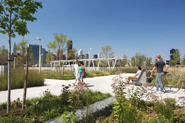 <p>Hunter's Point South Waterfront Park<br />Queens, New York<br />Thomas Balsley Associates<br />Weiss/Manfredi</p>