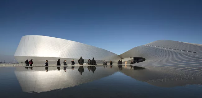 <p><strong>Completed Projects: Display
</strong><br />3XN
<br />The Blue Planet<br />
Copenhagen, Denmark</p>