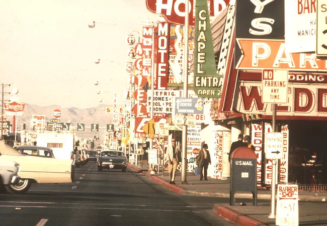 Top photo: Taken by Robert Venturi, November 1966 in Las Vegas, Nevada <br />Bottom photo: Taken by Denise Scott Brown, November 1966 in Las Vegas, Nevada