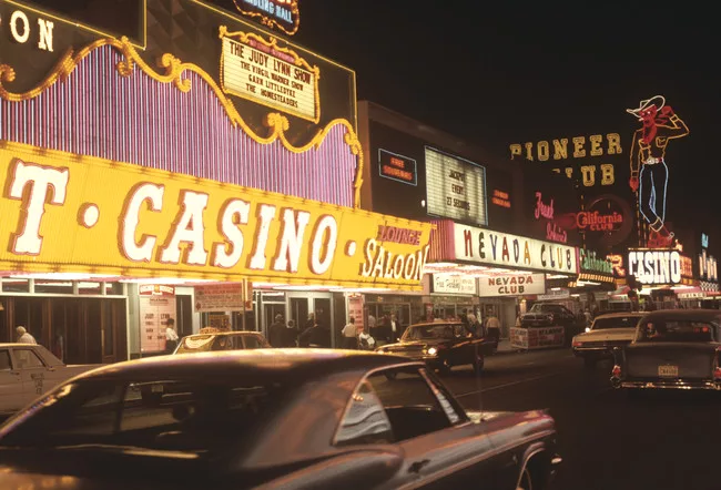 Top photo: Taken by Robert Venturi, November 1966 in Las Vegas, Nevada <br />Bottom photo: Taken by Denise Scott Brown, November 1966 in Las Vegas, Nevada