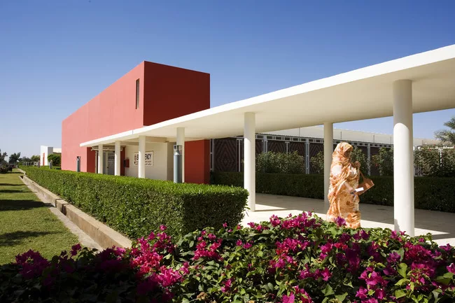 Salam Centre for Cardiac Surgery, in Khartoum, Sudan, is the only hospital in the region providing free specialized cardiac care. The project is a collaboration between TAMassociati and the Italian