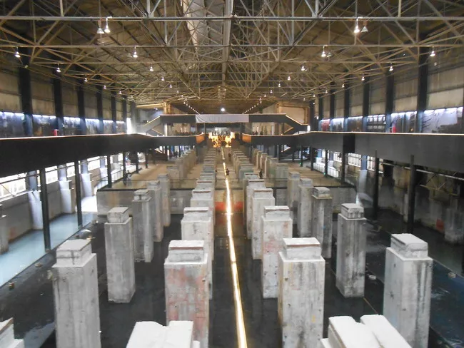The main space in the 465,000-square-foot Machine Hall.
