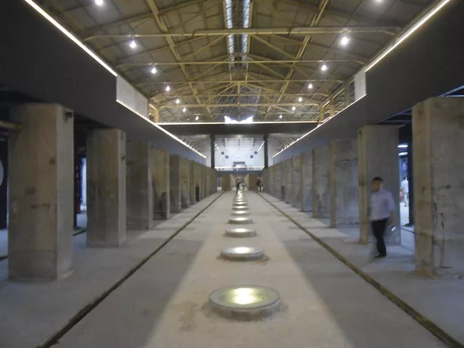 The main space in the 465,000-square-foot Machine Hall.