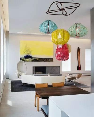 <p><strong>For Interior Architecture:</strong></p><p>
SoHo Loft
<br />Gabellini Sheppard Associates LLP
<br />New York City</p>