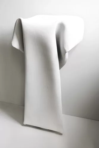 Situ Studio’s pedestals of concrete canvas