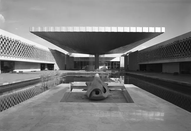 Pedro Ramírez Vázquez, Rafael Mijares and Jorge Campuzano. Anthropology National Museum, 1964. Chapultepec, Mexico City.