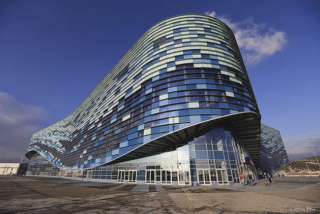 <strong>Iceberg Skating Palace</strong><br /><strong> Architect: Mosproekt-4 with Ingeokom</strong><br /> This glass-faceted ice palace for figure skating and short-track speed skating suggests both