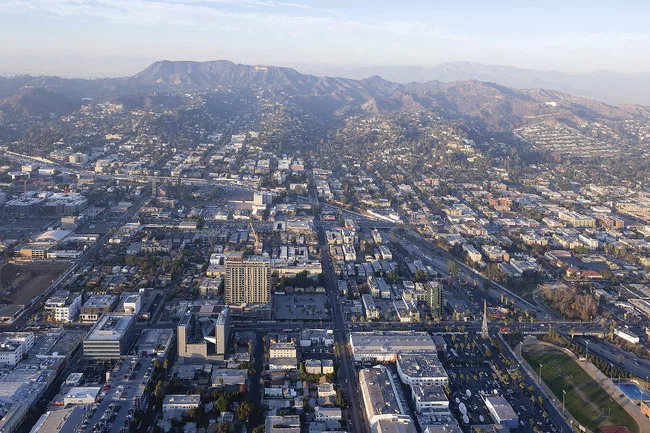 Morphosis's Emerson College Los Angeles Building Set to Open in March