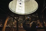 The artist Iván Navarro takes an anachronistic piece of New York’s  skyline and turns it into one of his perception-confounding,  selfie-ready installations.