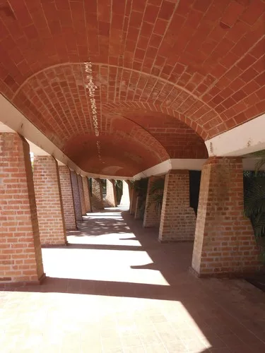 National School of Plastic Arts (1961-5), by Ricardo Porro.