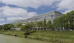 <strong>Tamedia New Office Building</strong><br />Zurich, Switzerland, 2013